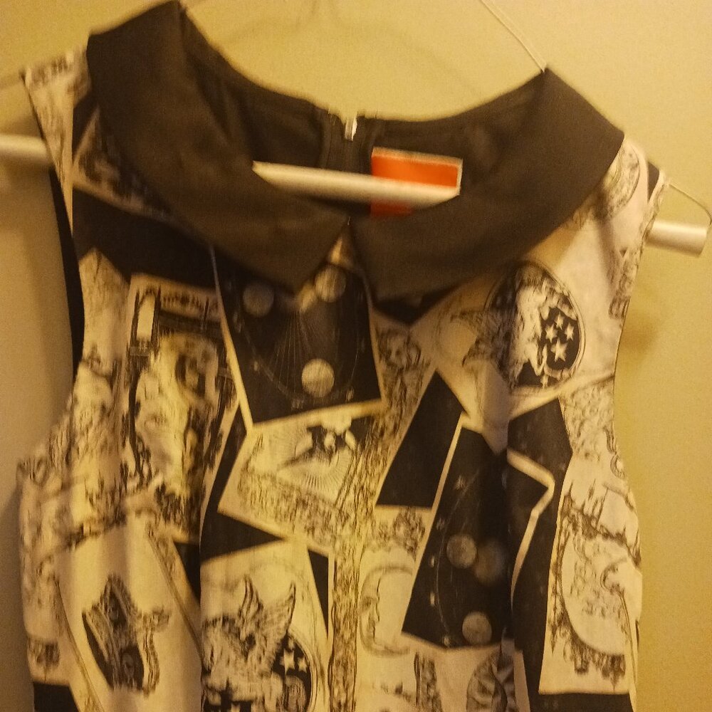 Small Modcloth dress tarot pattern